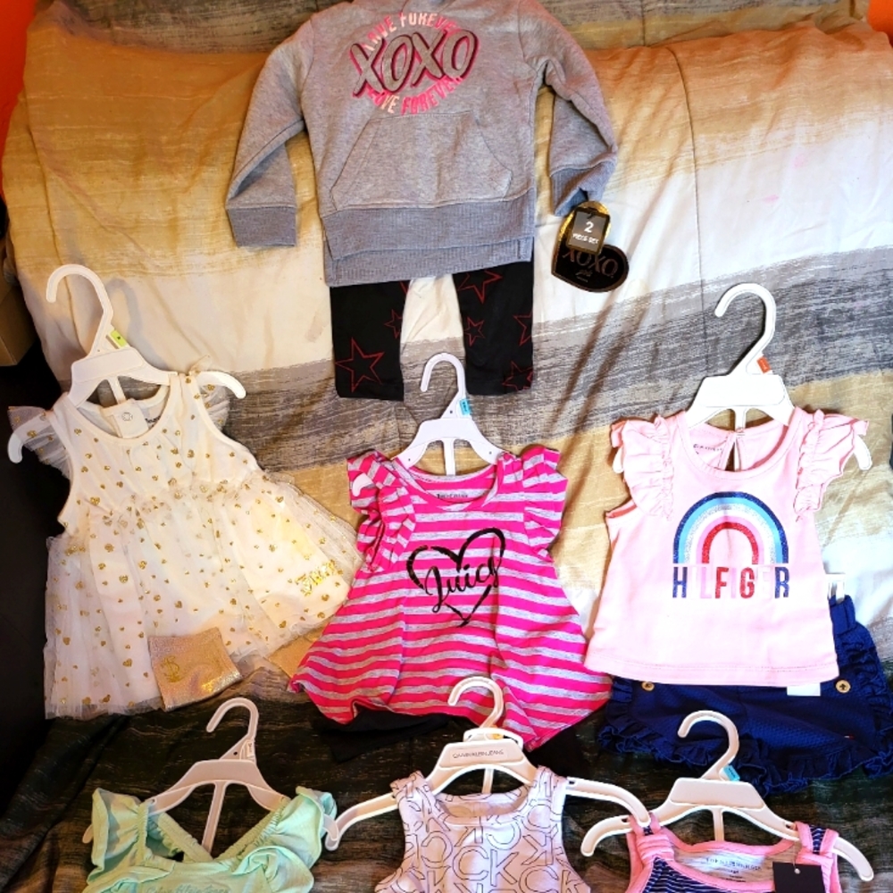 Lil girl sets